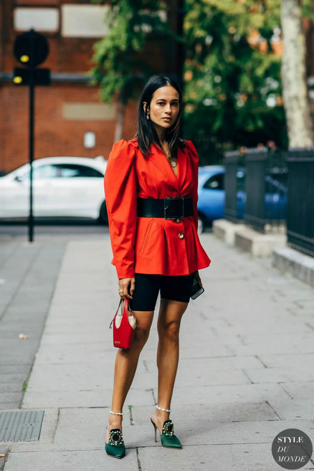 色彩趋势 忘掉牛油果绿！2019下半年这几个颜色较火！(图21)