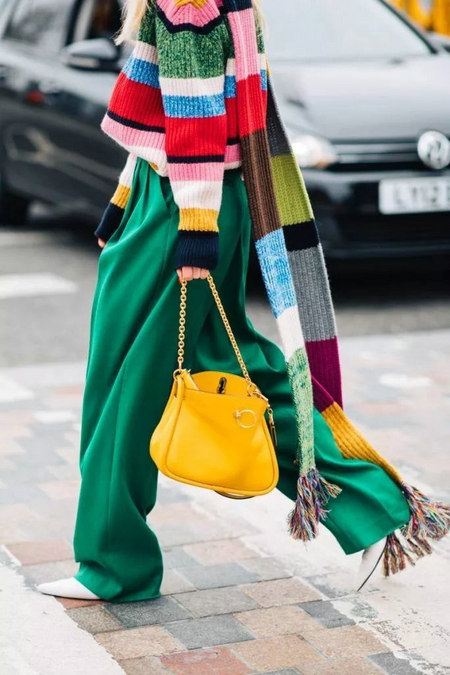 色彩趋势 忘掉牛油果绿！2019下半年这几个颜色较火！(图31)