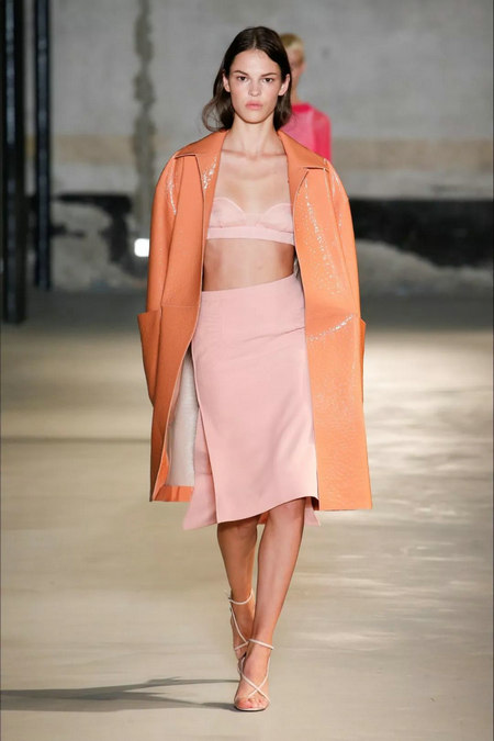 色彩趋势 忘掉牛油果绿！2019下半年这几个颜色较火！(图6)