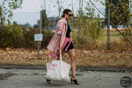 色彩趋势 忘掉牛油果绿！2019下半年这几个颜色较火！(图14)